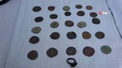 Muş'ta 1 milyon 250 bin dolar değer biçilen Tevrat ele geçirildi