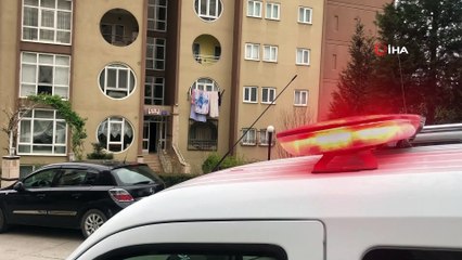Tansiyon hastası kadını çocukları evin balkonunda ölü buldu