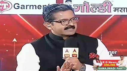 Akhilesh yadav Stopped Speaking of ABP News Anchor