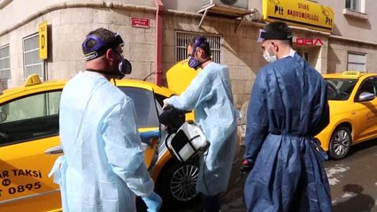 Sivas'ta taksiler dezenfekte edildi, esnaf denetlendi