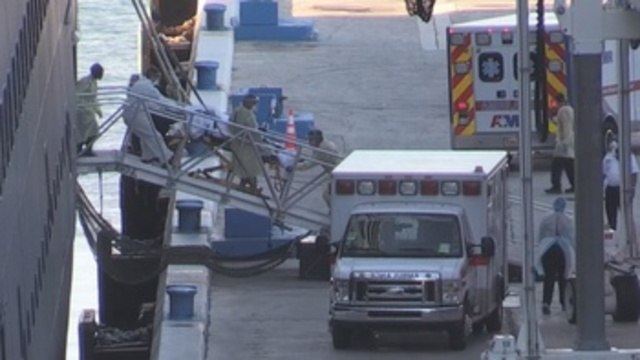 Termina en Florida la odisea de dos cruceros con enfermos de coronavirus a bordo