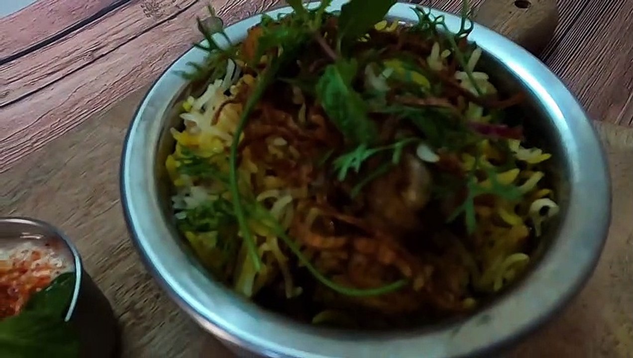 झटपट चिकन दम बिर्याणी / Easy Chicken Dum Biryani