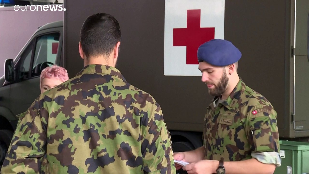 Über 10.000 Covid-19-Fälle: Schweiz schließt Grenzen für Touristen