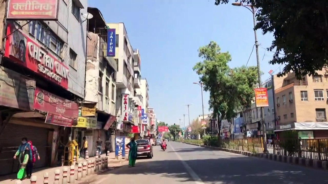 India, sumida en el silencio