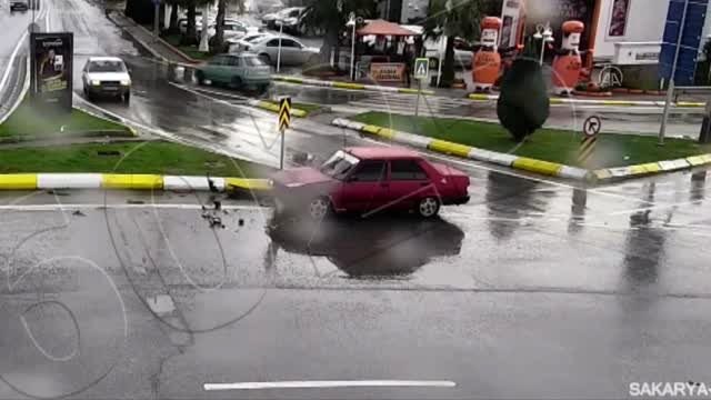 Trafik kazaları MOBESE kameralarında