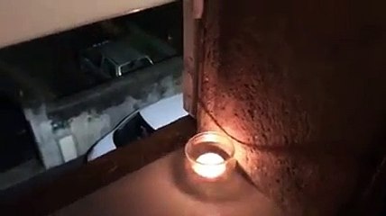 Hommage de l'église de Trets au personnel soignant 25MARS2020