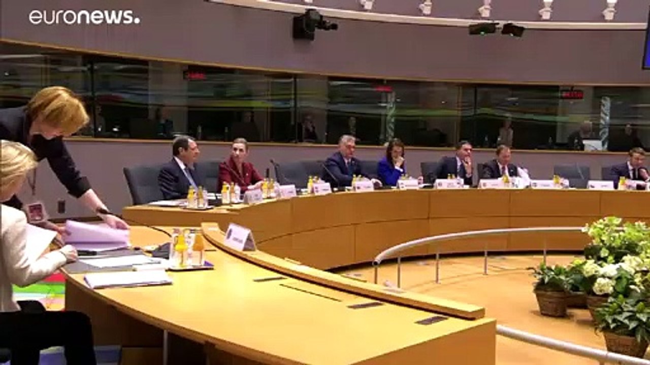 Vários líderes europeus defendem "coronabonds"