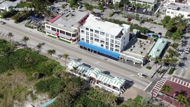 Popular Florida beach is virtually deserted amid coronavirus fears