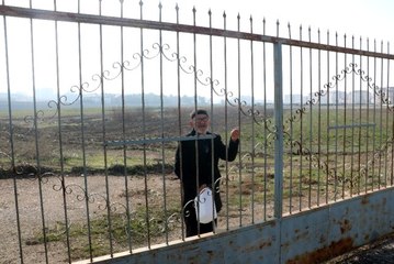 Sivas'ta 93 yaşındaki dede mahsur kalınca imdadına polis yetişti