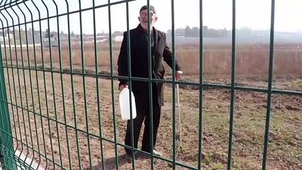 Yanlışlıkla girdiği fidanlıkta kaybolan 93 yaşındaki adamı polis kurtardı - SİVAS