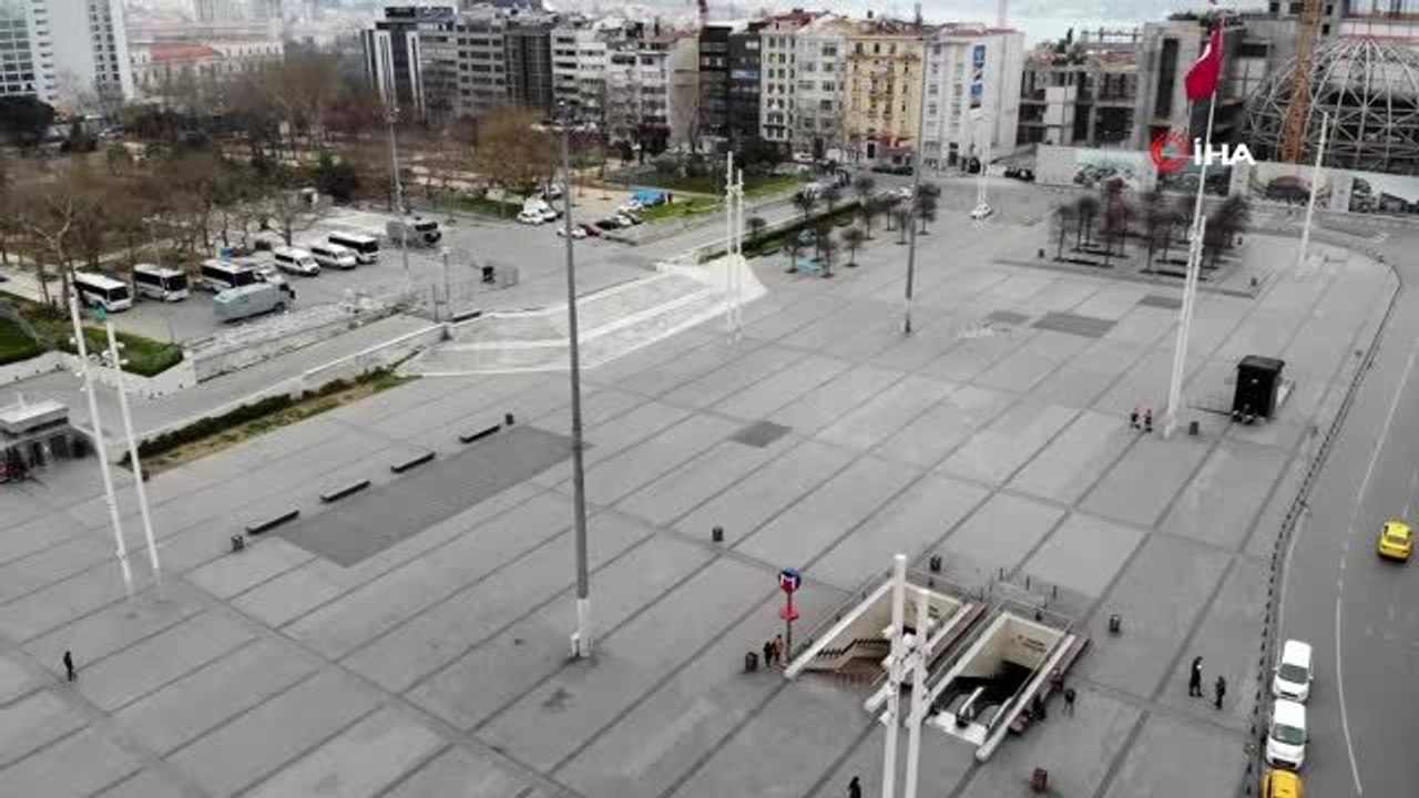 Korona virüs salgını nedeniyle Taksim ve İstiklal Caddesi boş kaldı