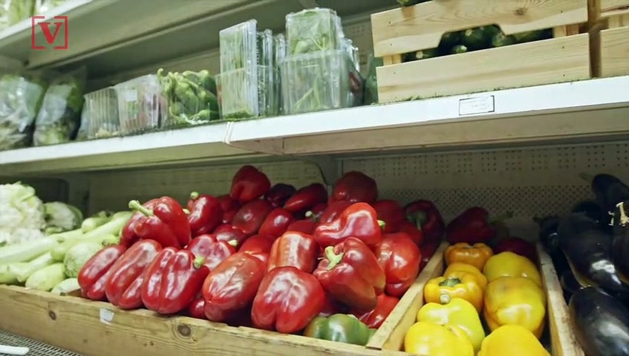 $35,000 Worth of Groceries Trashed After Woman ‘Purposely’ Coughs on Items