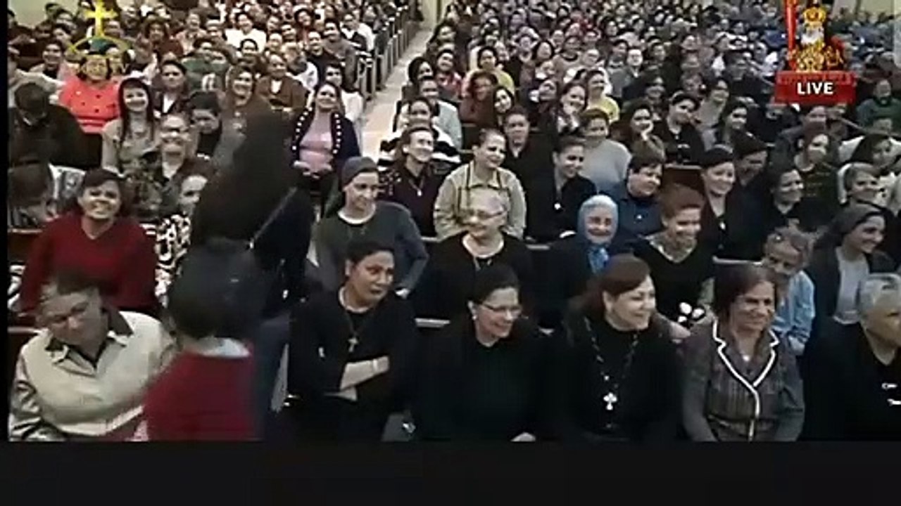 الانبا شكله كده هيودي اسيوط كلها فداهيه !  - بس ال هيقول بيتكلم ذي مين يبقي يبقي معلم 