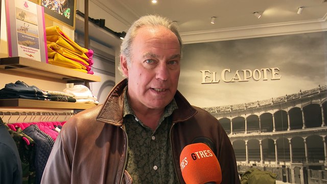 BERTÍN OSBORNE SE REINVENTA COMO DISEÑADOR DE PANTALONES, ZAPATOS, BOTAS, JERSEYS DE TODO