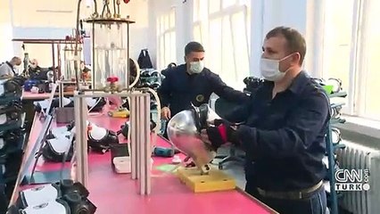 Bakan Akar talimat verdi: TSK'dan günlük 400-500 bin maske imalatı