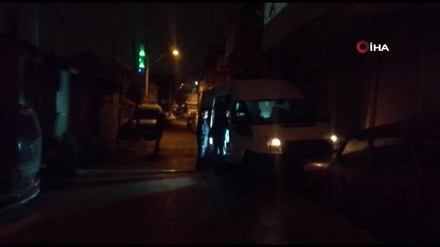 İzmir'de bir kişi, tartıştığı ağabeyini tabancayla göğsünden vurarak öldürdü