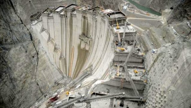 Türkiye'nin en yükseği olacak! Yusufeli Barajı'nda gövde yükseliği 193 metreye ulaştı