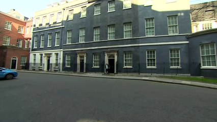 Dominic Cummings seen running out of No 10