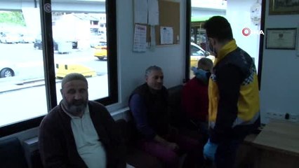 Kağıthane'de taksi şoförlerinin ateşi ölçüldü