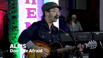 Dailymotion Elevate: Albis - "Don't Be Afraid" live at Cafe Bohemia, NYC
