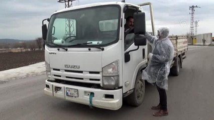 Sürücü ve yolcuların koronavirüse karşı ateş ölçümü yapıldı