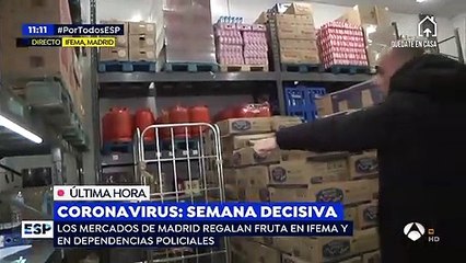 El repertorio de irresponsabilidades de Espejo Público al 'colarse' en IFEMA: sin guantes, sin mascarilla... ¡y tosiendo!