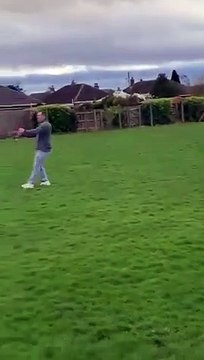 Vent : il est emporté par son cerf volant !