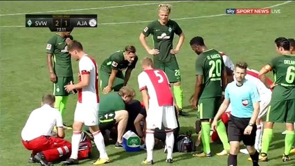 Abdelhak Nouri se desmaya en el partido Werder Bremen vs Ajax 2-1