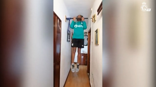 Futbolistas de las Secciones Inferiores del Racing entrenan en casa