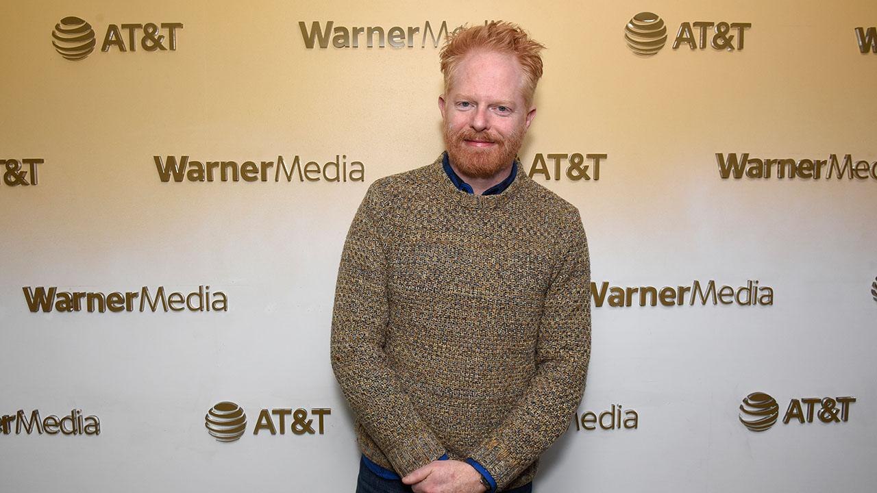 Jesse Tyler Ferguson Has Kept in Touch with His 'Modern Family' Castmates During Self-Isolation