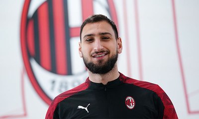 Bate-bola com Gigio Donnarumma