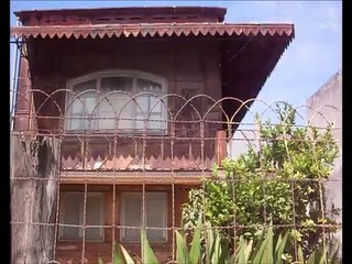 CASA EIFFEL - BARRIO SAN VICENTE (2018)