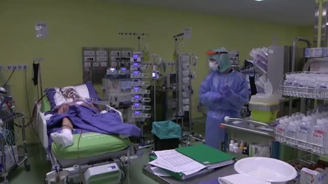 Italia registra casi 1000 muertos en 24 horas