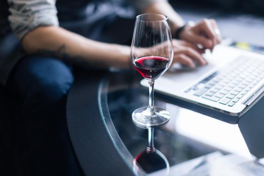 Virtual Tip Jars Let You Support Hospitality Workers While Drinking at Home