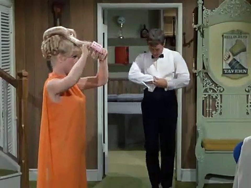 3.4.20 - Jeannie Struggles with Hair