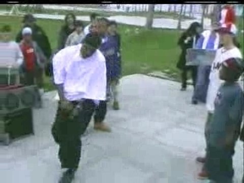 Krump dance ( Krumping king ) ;)