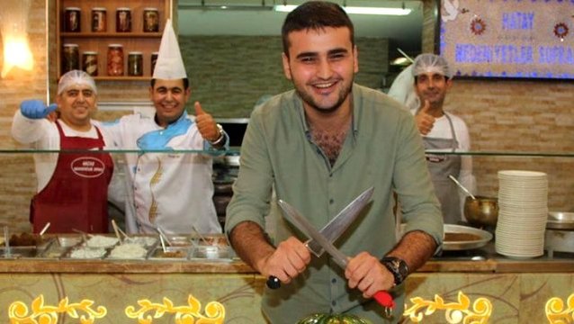 CZN Burak, Instagram'ın resmi hesabından paylaşılan ilk Türk oldu