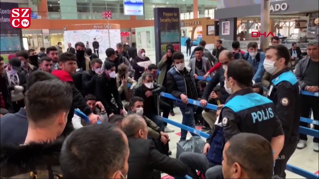 Uçuşların iptal edilmesiyle Sabiha Gökçen Havalimanı'nda gerginlik