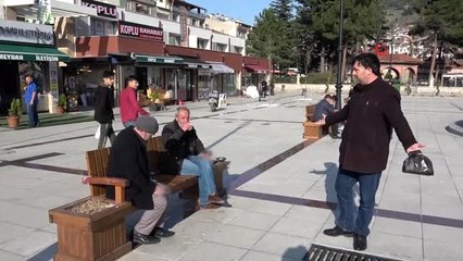 Evde kalmayanlara vatandaş tepkisi