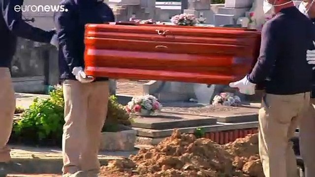 Coronavirus: España amplía el confinamiento a los trabajadores de actividades no esenciales