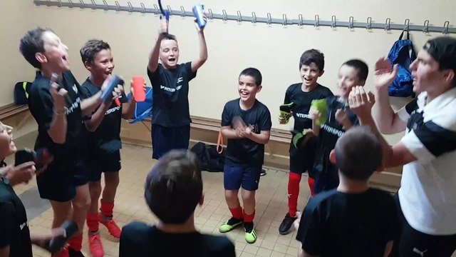Cri de victoire des U11 contre le Hyères F.C 3-0