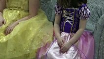 Sophia, Isabella e Alice  Vestidas de Princesas Disney -  Rapunzel - Belle e Moana