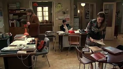 Louermo - Lourdes deja el bufete (033)