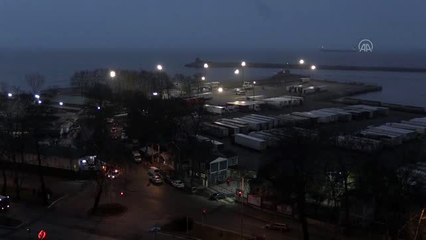 Ukrayna'dan gelen tır şoförleri, öğrenci yurduna yerleştirildi - ZONGULDAK