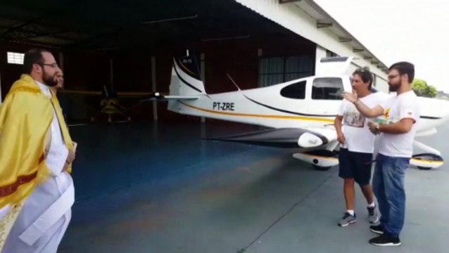 Santíssimo Sacramento é levado às alturas para abençoar Cascavel contra o Coronavírus