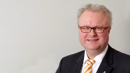 Almanya eyalet bakanı Thomas Schaefer intihar etti