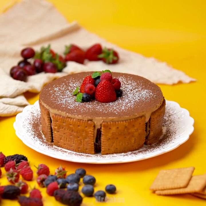 Amazing Chocolate Cake Decorating Tutorial - Most Satisfying Chocolate Cake Video in The World