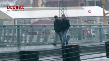 Unkapanı Köprüsü’nün son olta balıkçısı