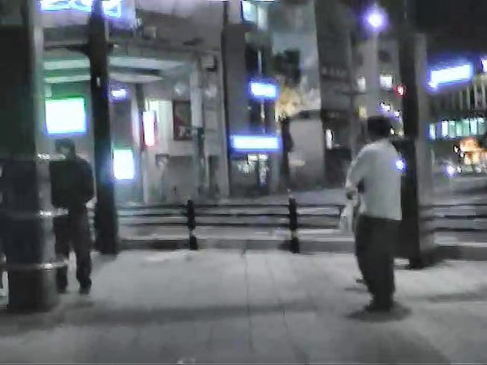 平成の時代の岩国駅前のストリートミュージシャン