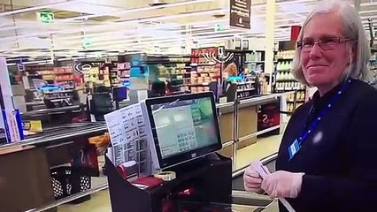 Crise du coronavirus : Un message émouvant de cette caissière